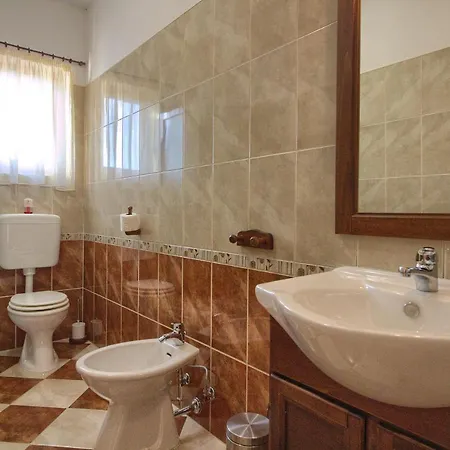 Beautiful Divina With Large Pool, Sauna & Hydrommassage Near Pula, High Level Of Privacy Villa Šišan