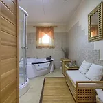 Beautiful Divina With Large Pool, Sauna & Hydrommassage Near Pula, High Level Of Privacy *