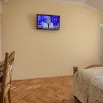 Villa Beautiful Divina With Large Pool, Sauna & Hydrommassage Near Pula, High Level Of Privacy Šišan