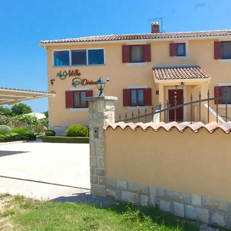 Beautiful Divina With Large Pool, Sauna & Hydrommassage Near Pula, High Level Of Privacy *