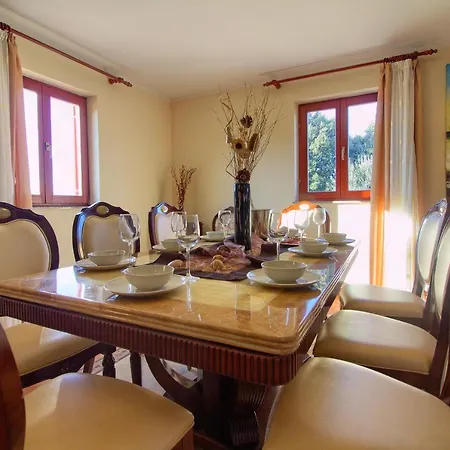 Beautiful Divina With Large Pool, Sauna & Hydrommassage Near Pula, High Level Of Privacy Šišan
